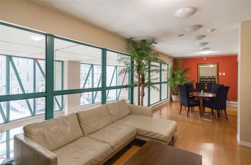 listing image 1103595742340839330