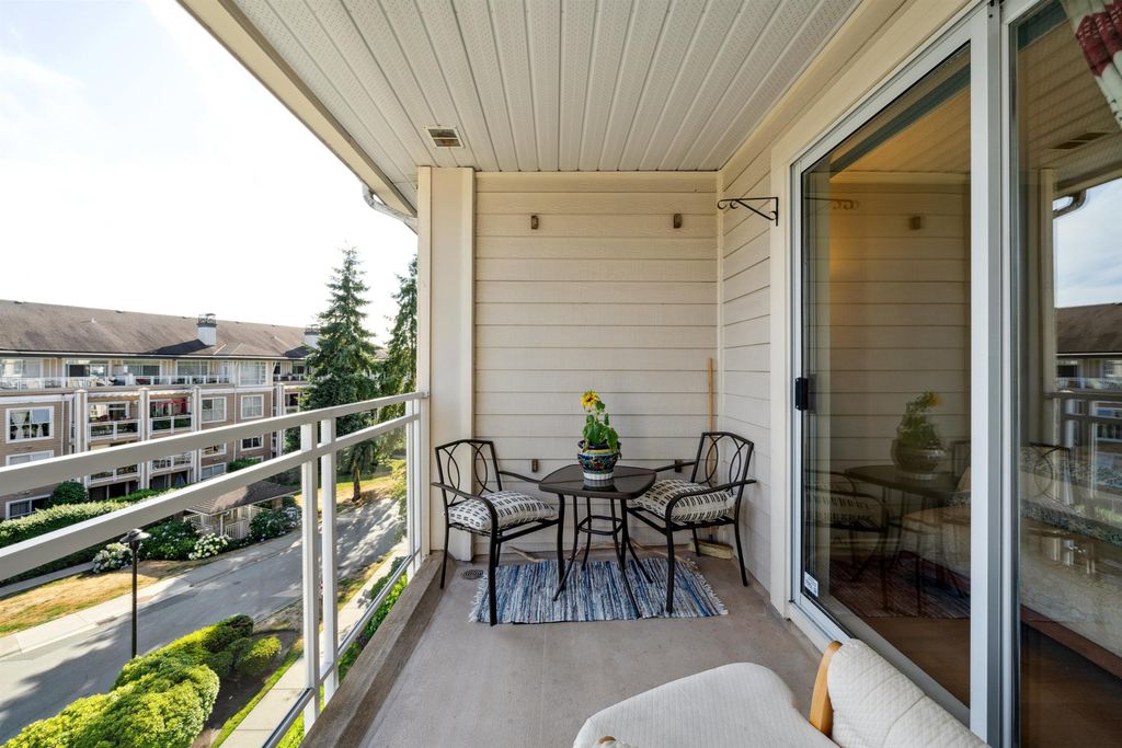 listing image 1104367244624535206