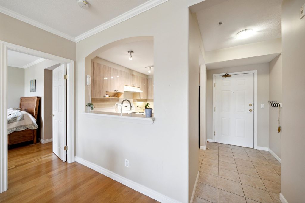 listing image 1100500952220207144