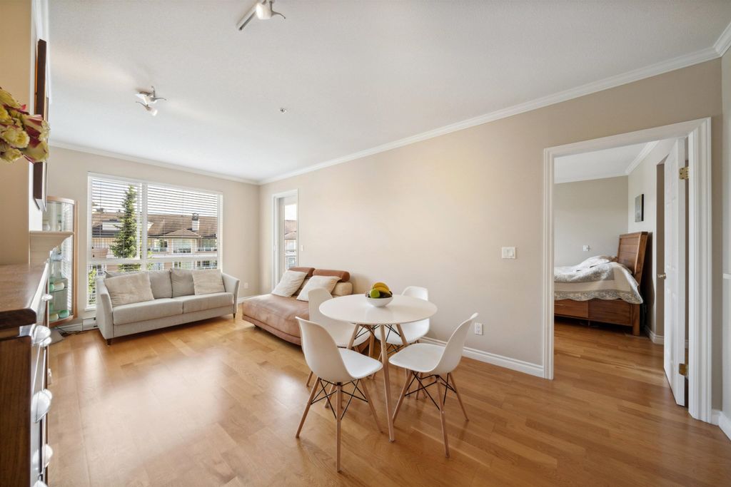 listing image 1105694823651496303