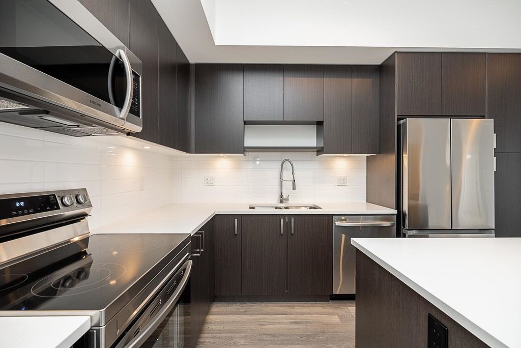listing image 1105123787115928850