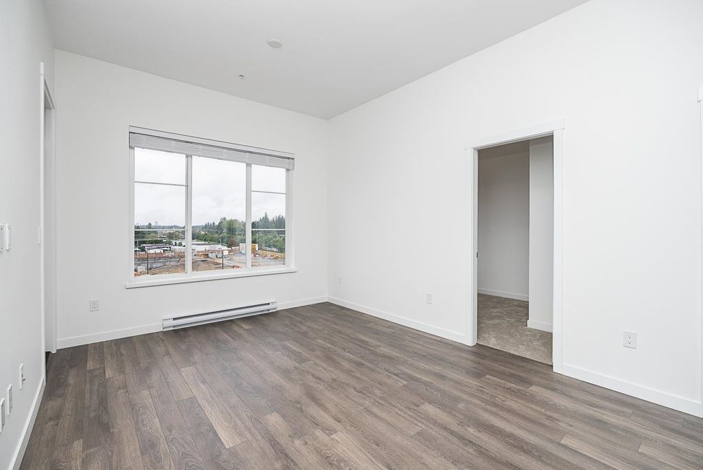 listing image 1109866387754347557