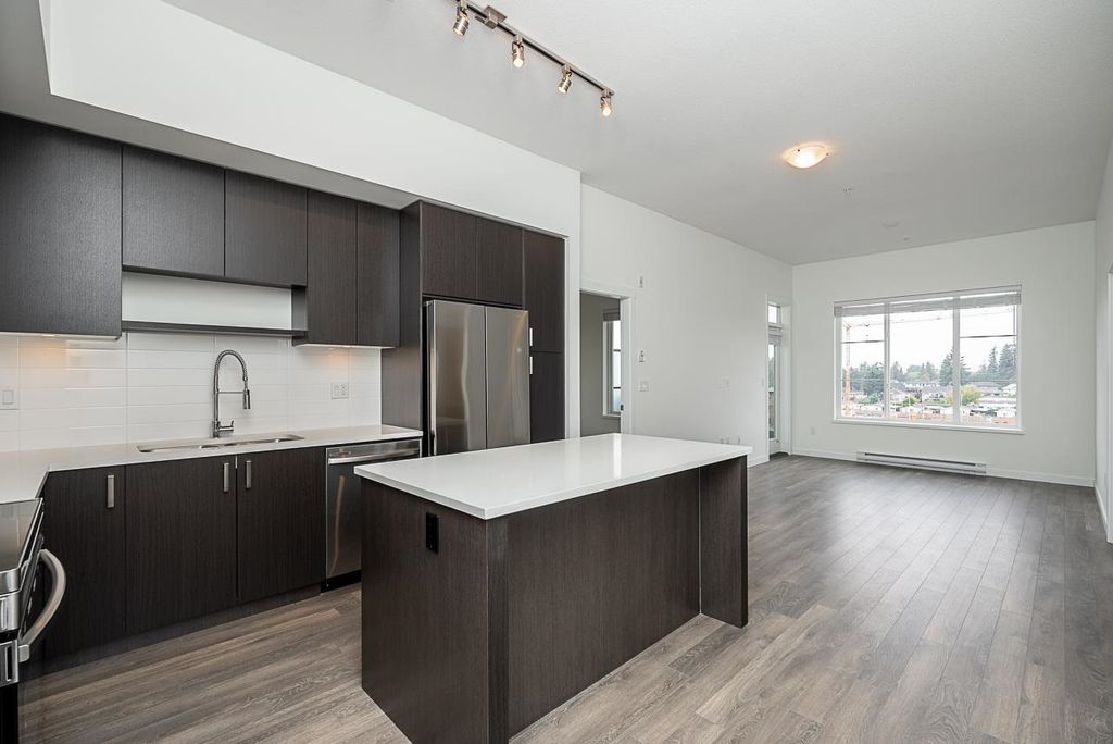 listing image 1107078979554255643