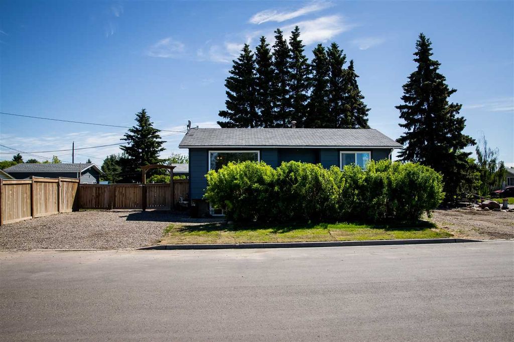 listing image 1104429823060685243