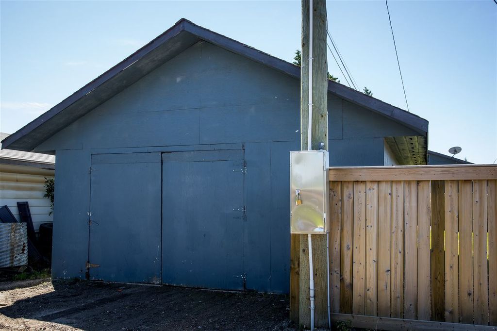 listing image 1109473456223541594