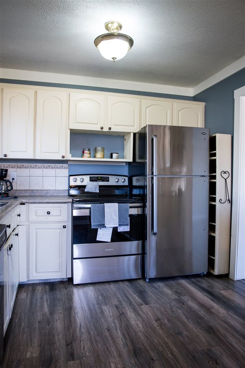 listing image 1103543225409006244