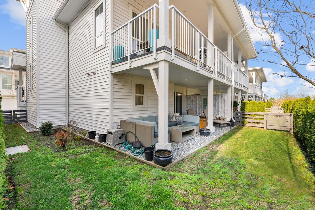 listing image 1104088006656272420