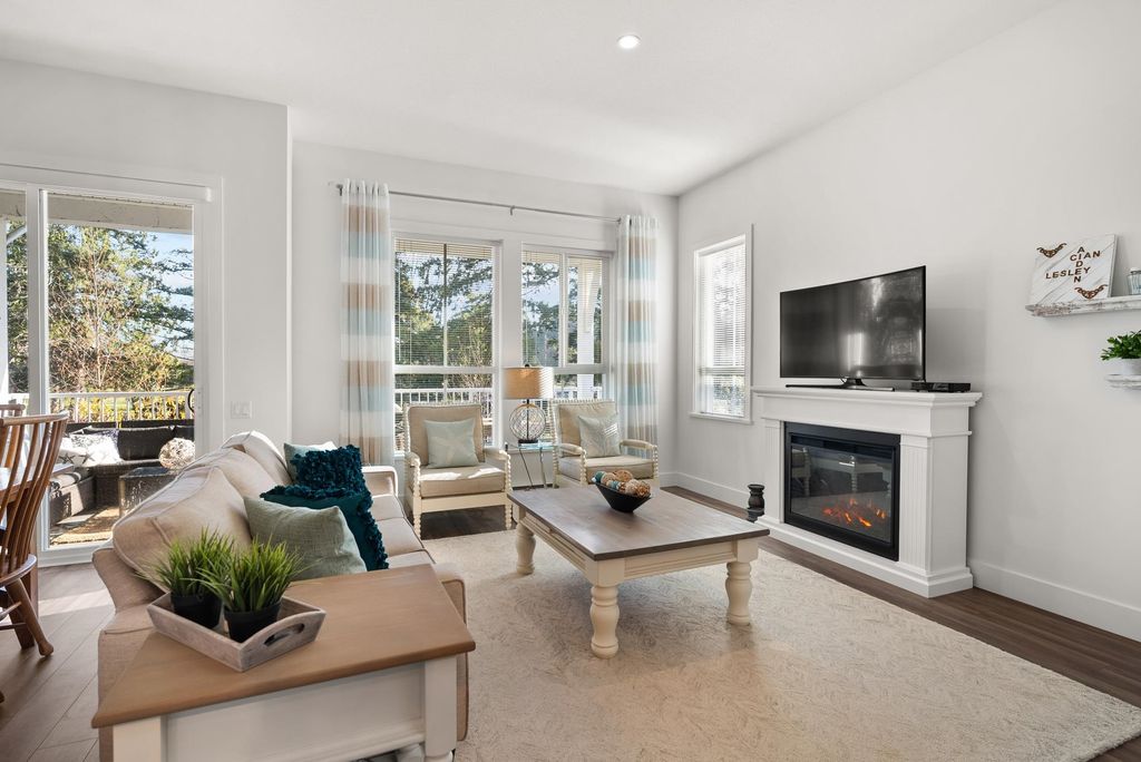 listing image 1108759276495072542