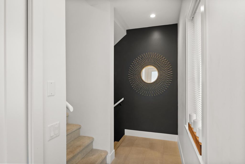 listing image 1105465647201590245