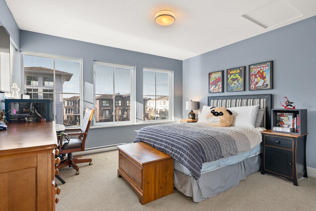 listing image 1103867482614146335