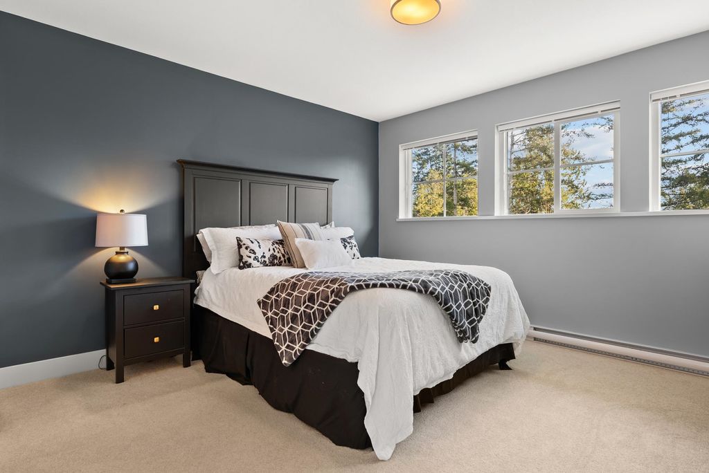 listing image 1105505171167375312