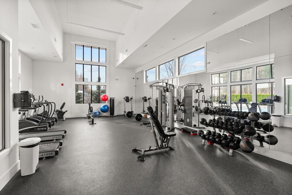 listing image 1102959268999232140