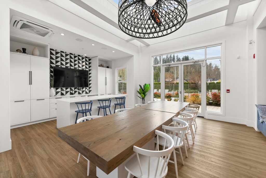 listing image 1101330526450260619