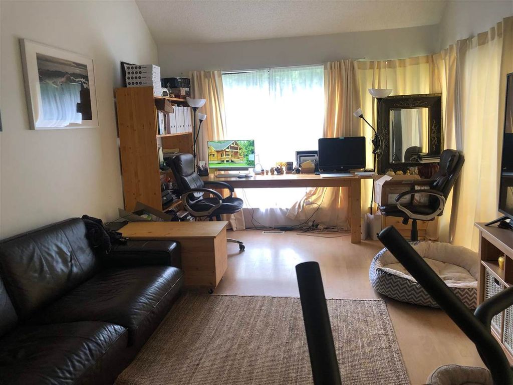 listing image 1103807568301815501