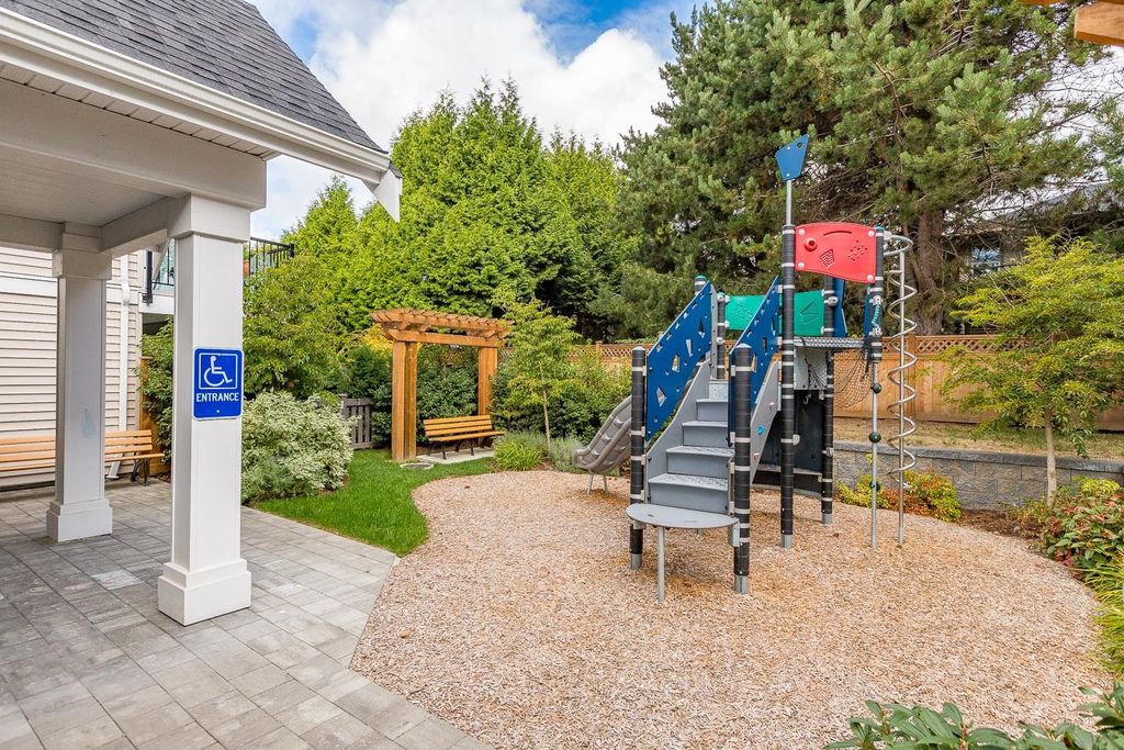 listing image 1101644342096033810
