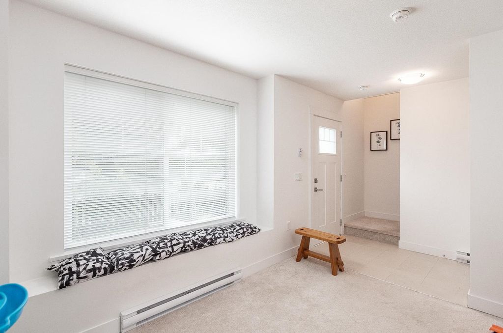 listing image 1108527765181395035