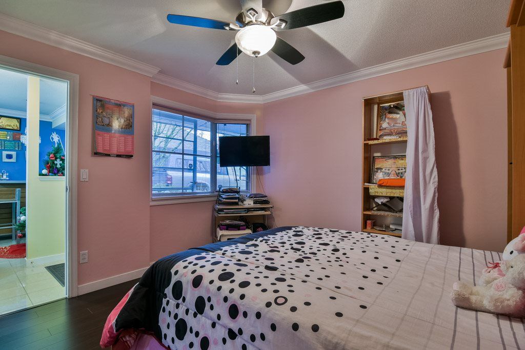 listing image 1102821819927380152