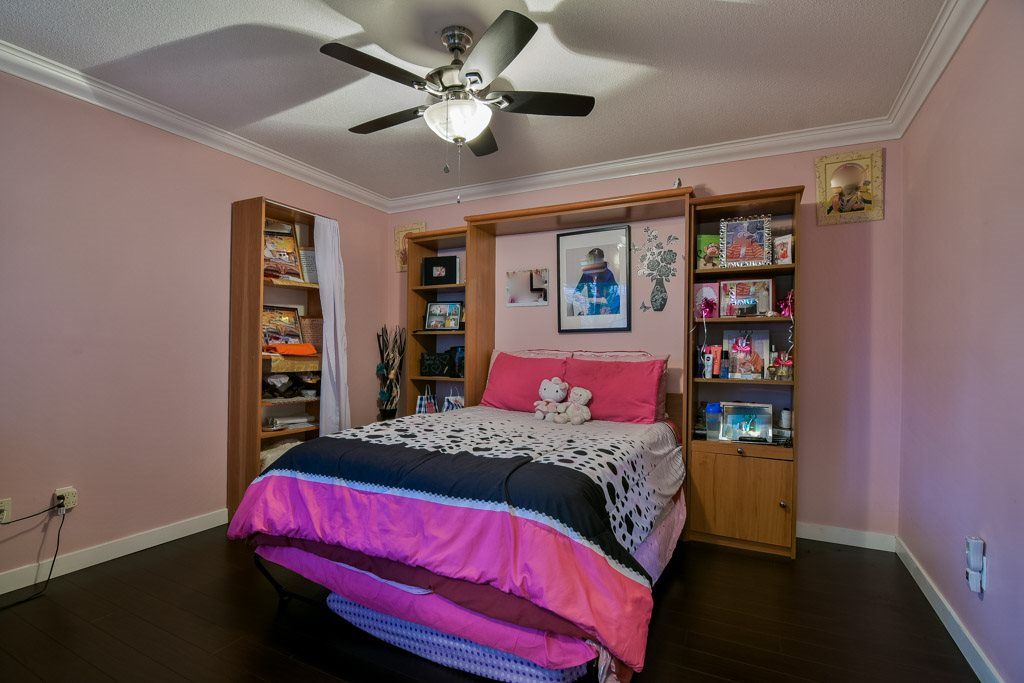 listing image 1102080460806797480