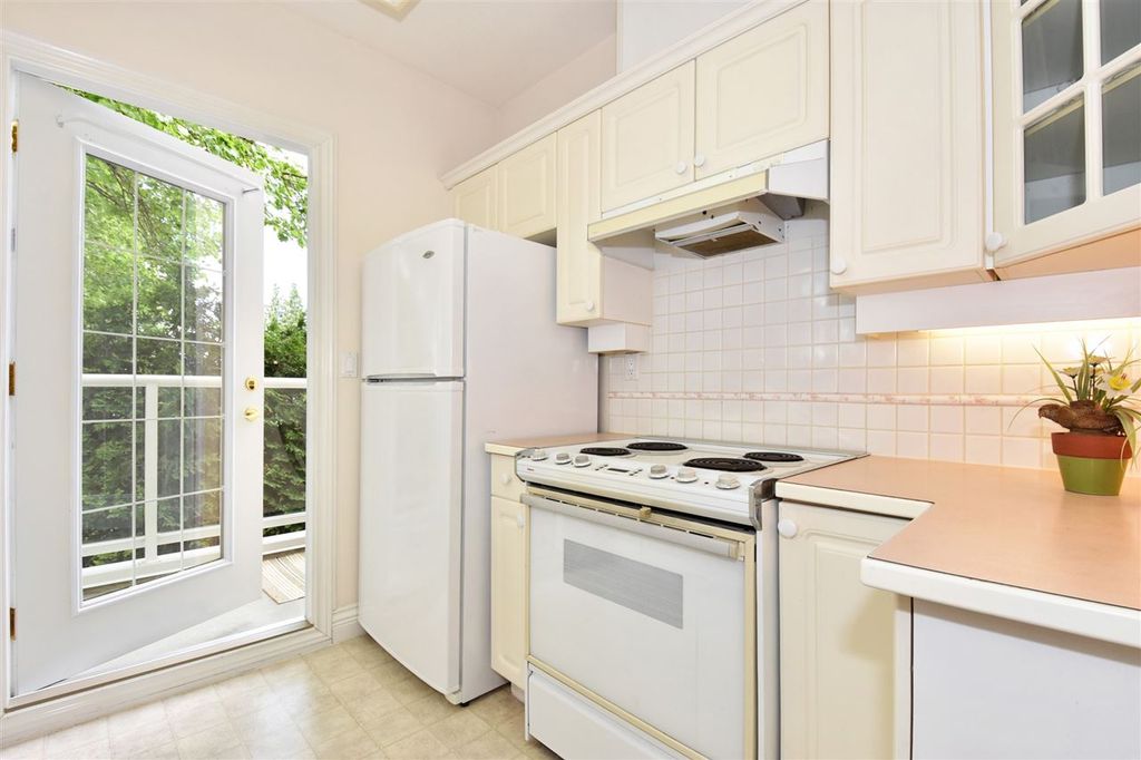listing image 1106186319195572399