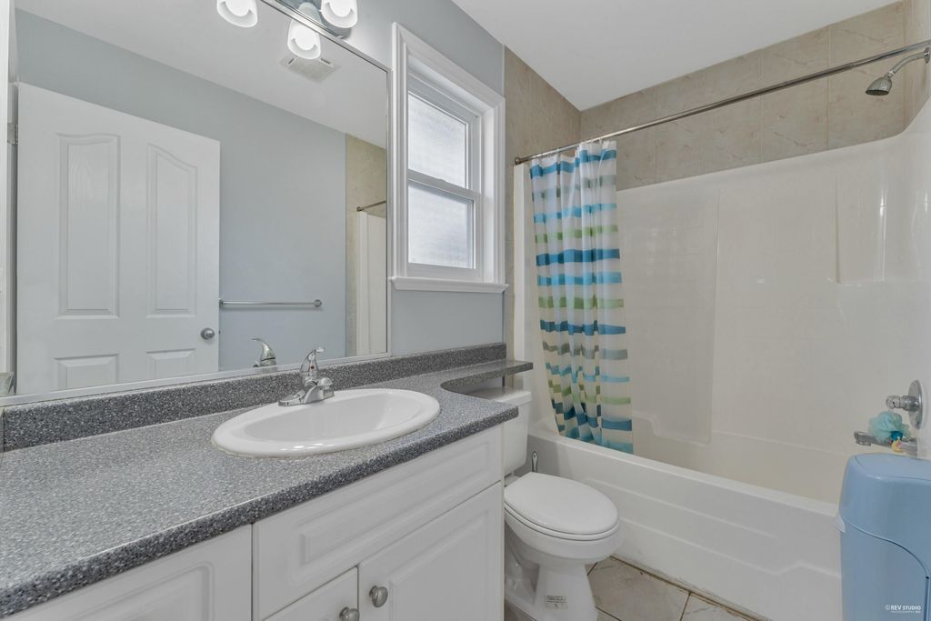 listing image 1104774336800974563