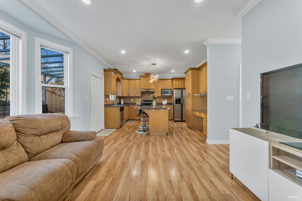 listing image 1103616893223868064