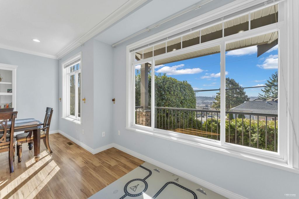 listing image 1106727768722963537