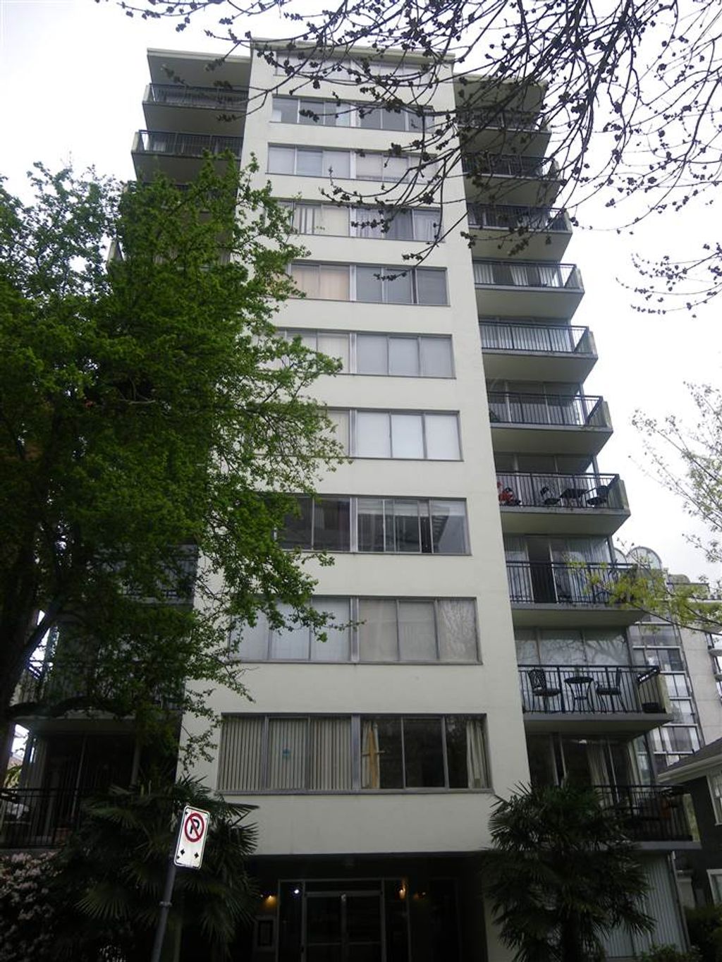 listing image 1102103203260698275