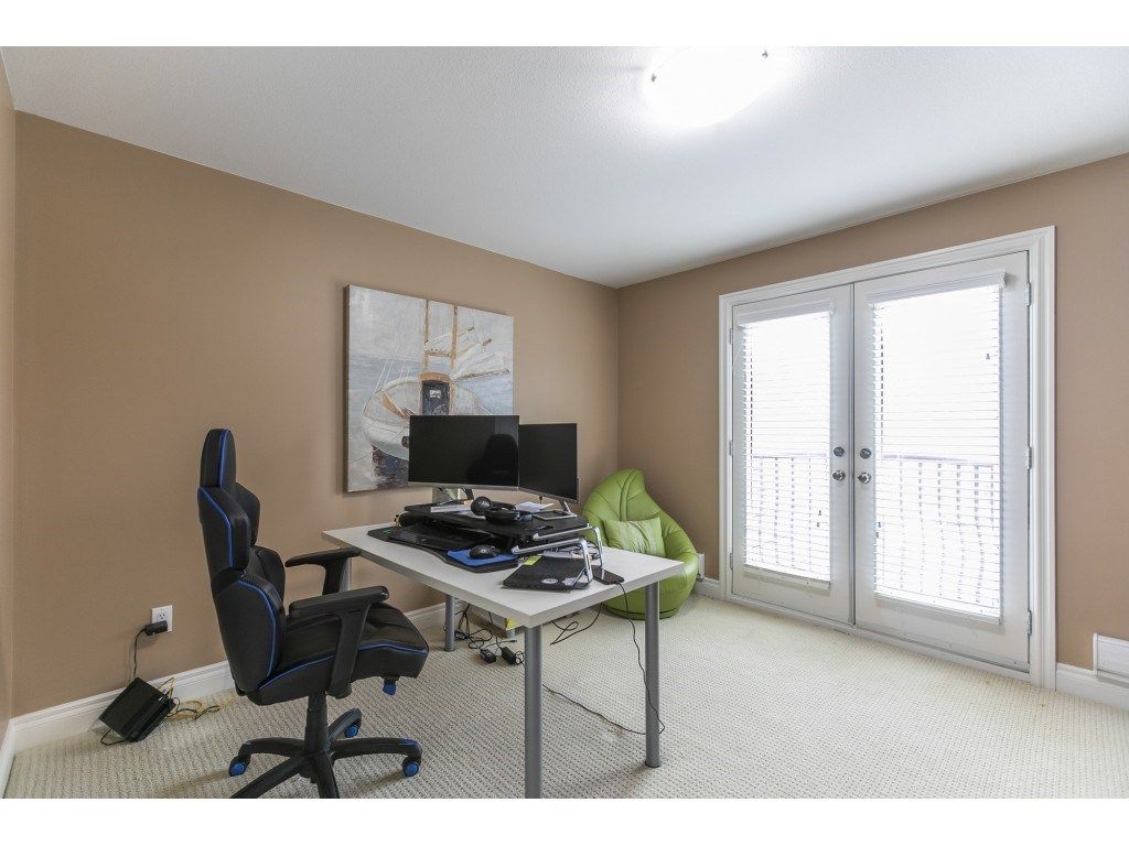 listing image 1101239644059122427