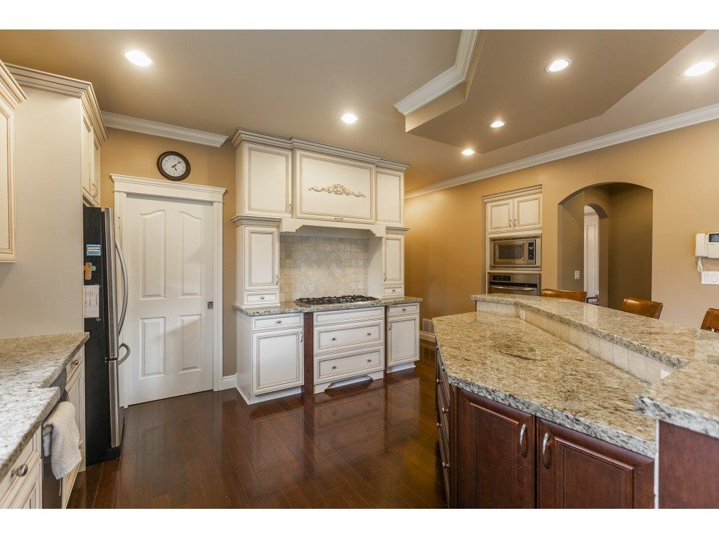 listing image 1106120889381435993