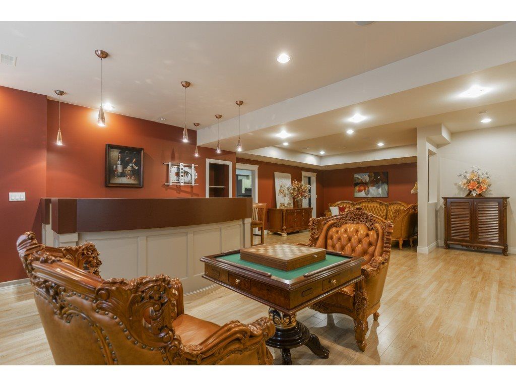 listing image 1105297473205949903