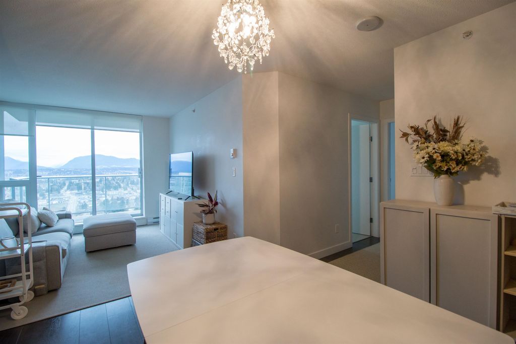 listing image 1102131951016095067