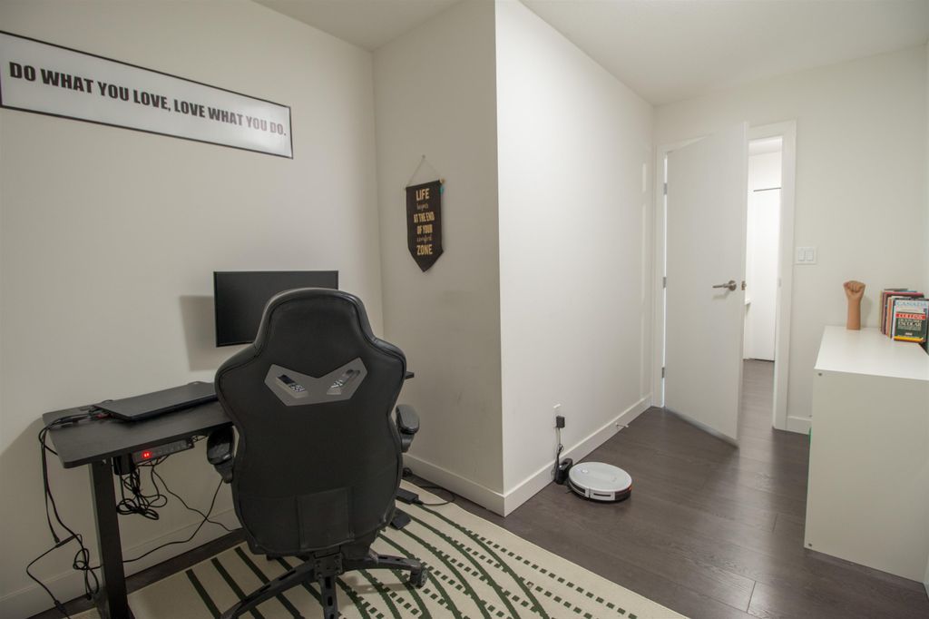 listing image 1107722728109222044