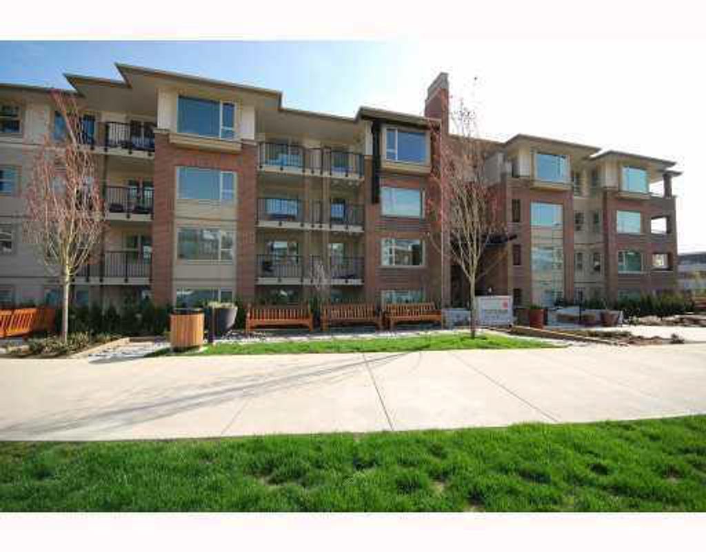 listing image 1103537959215867702