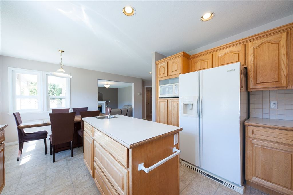 listing image 1109699638560774505