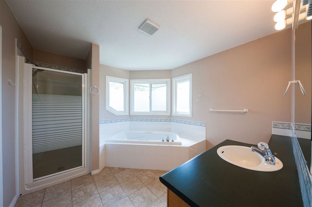 listing image 1103196822122139251