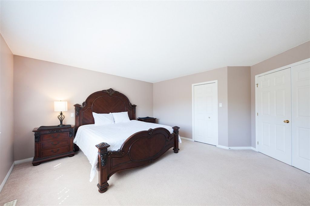 listing image 1108273218906119171