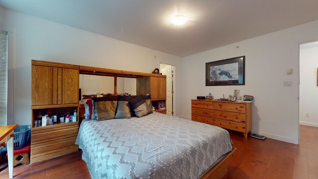 listing image 1108711437960303795