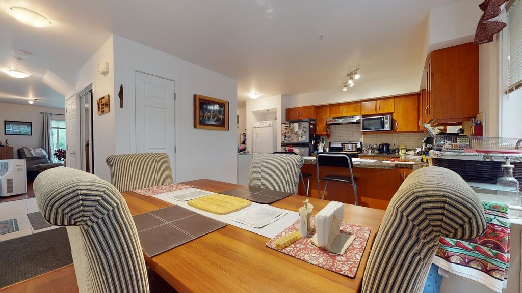 listing image 1108352820460232708