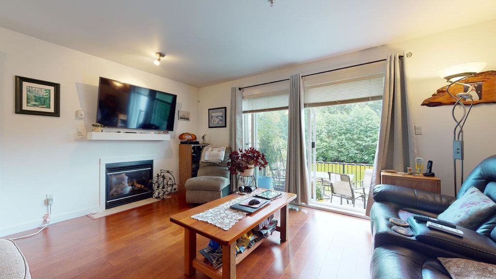 listing image 1101591032370409233