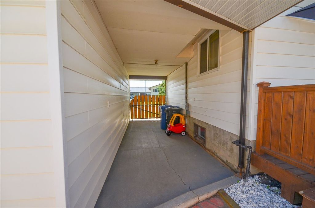 listing image 1106634544582647873