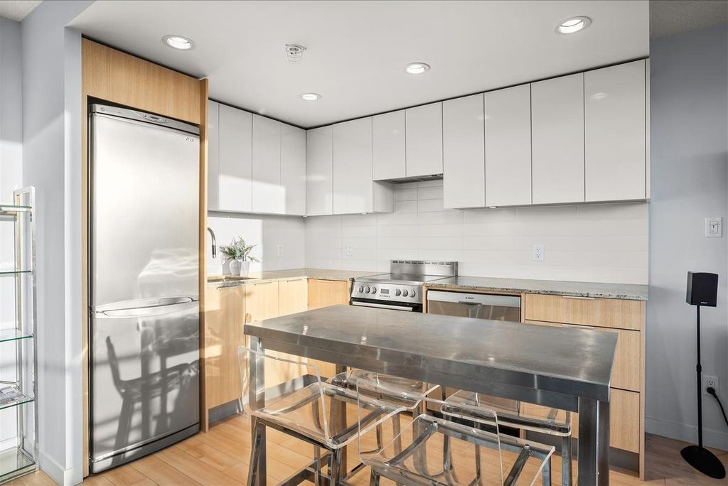 listing image 1107720237673454837