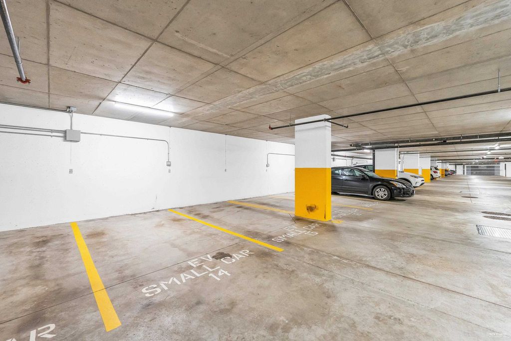 listing image 1108537468889047907