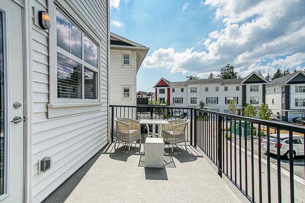 listing image 1105555075067445130