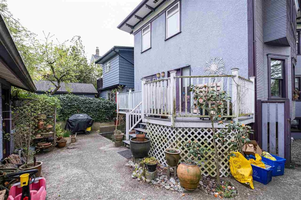 listing image 1102607717007232339