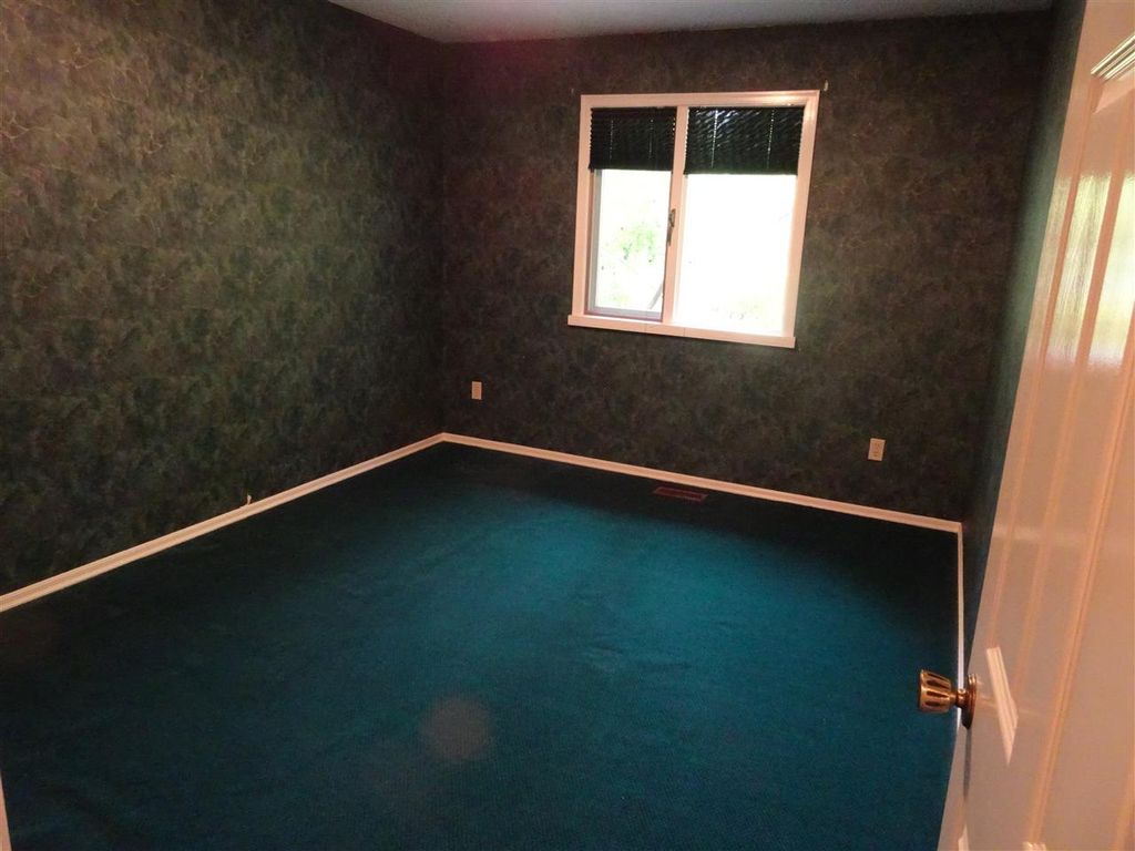 listing image 1100106521797455168
