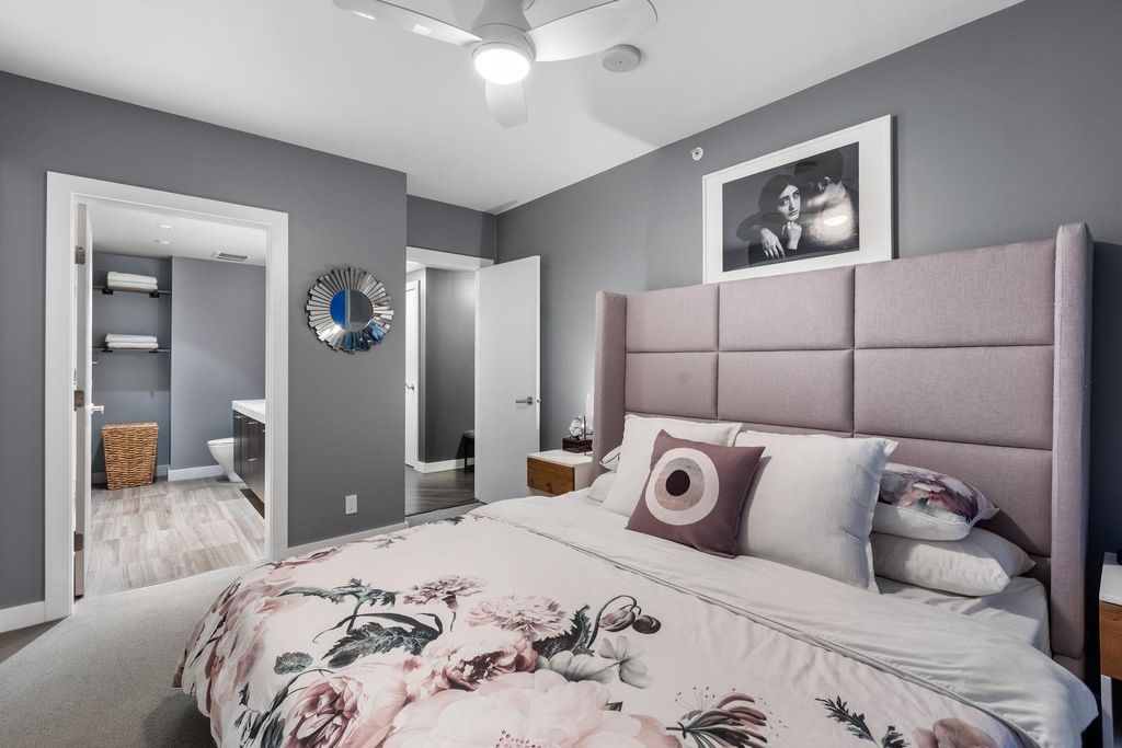 listing image 1103918265551435714