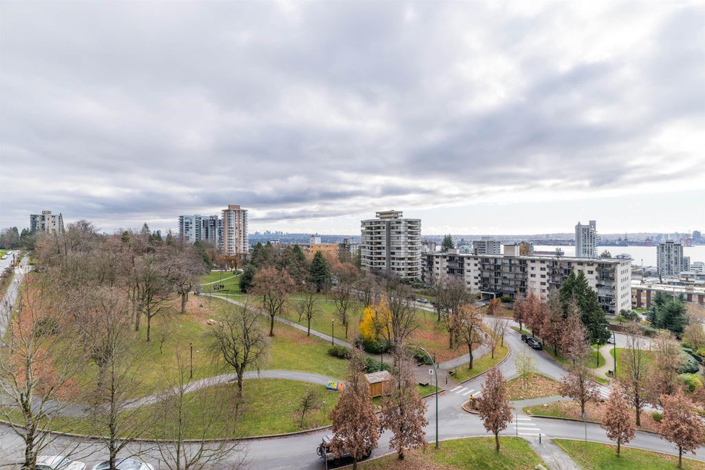 listing image 1102989823881150726