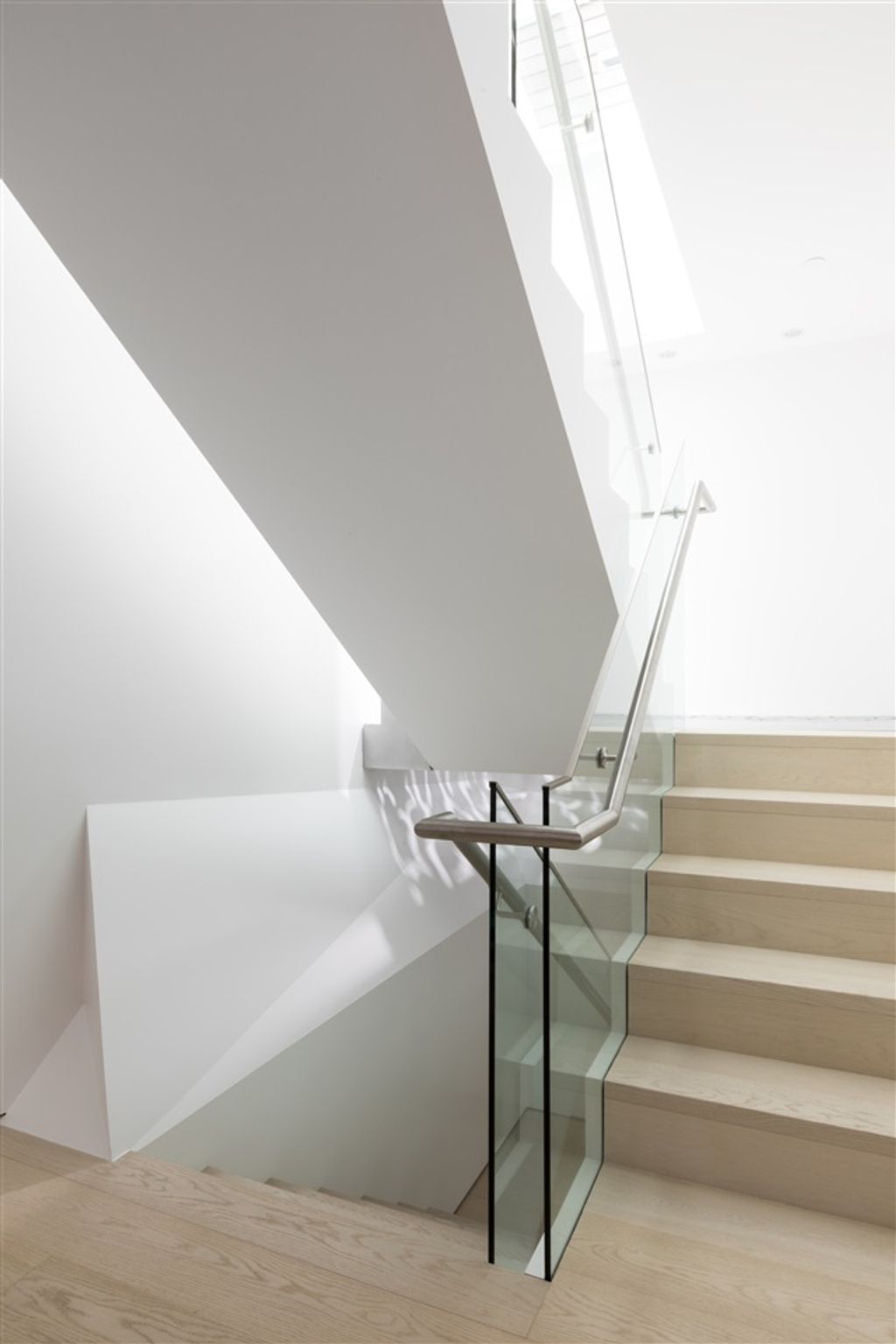listing image 1102044486438585219