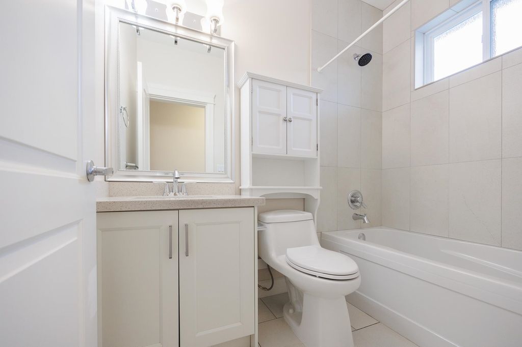 listing image 1102299766443132765