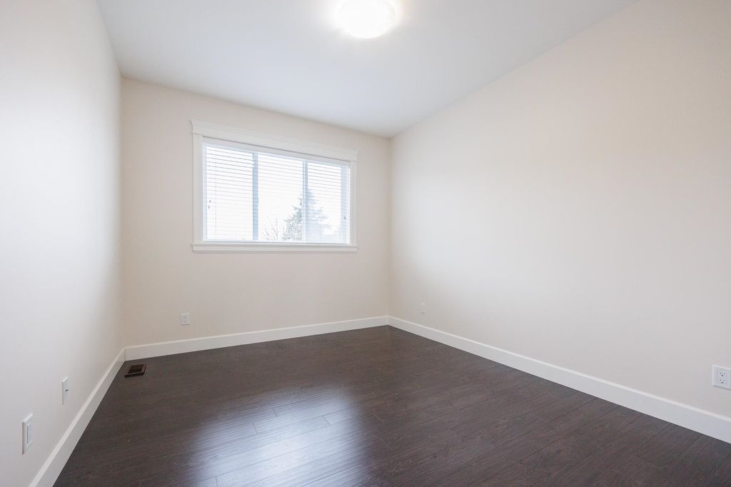 listing image 1100896340539033898